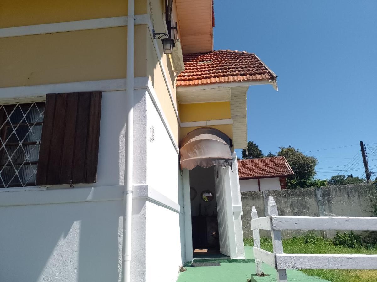 Quartos Para Hospedagem Da Casa Amarela Lägenhet Campos do Jordão Exteriör bild