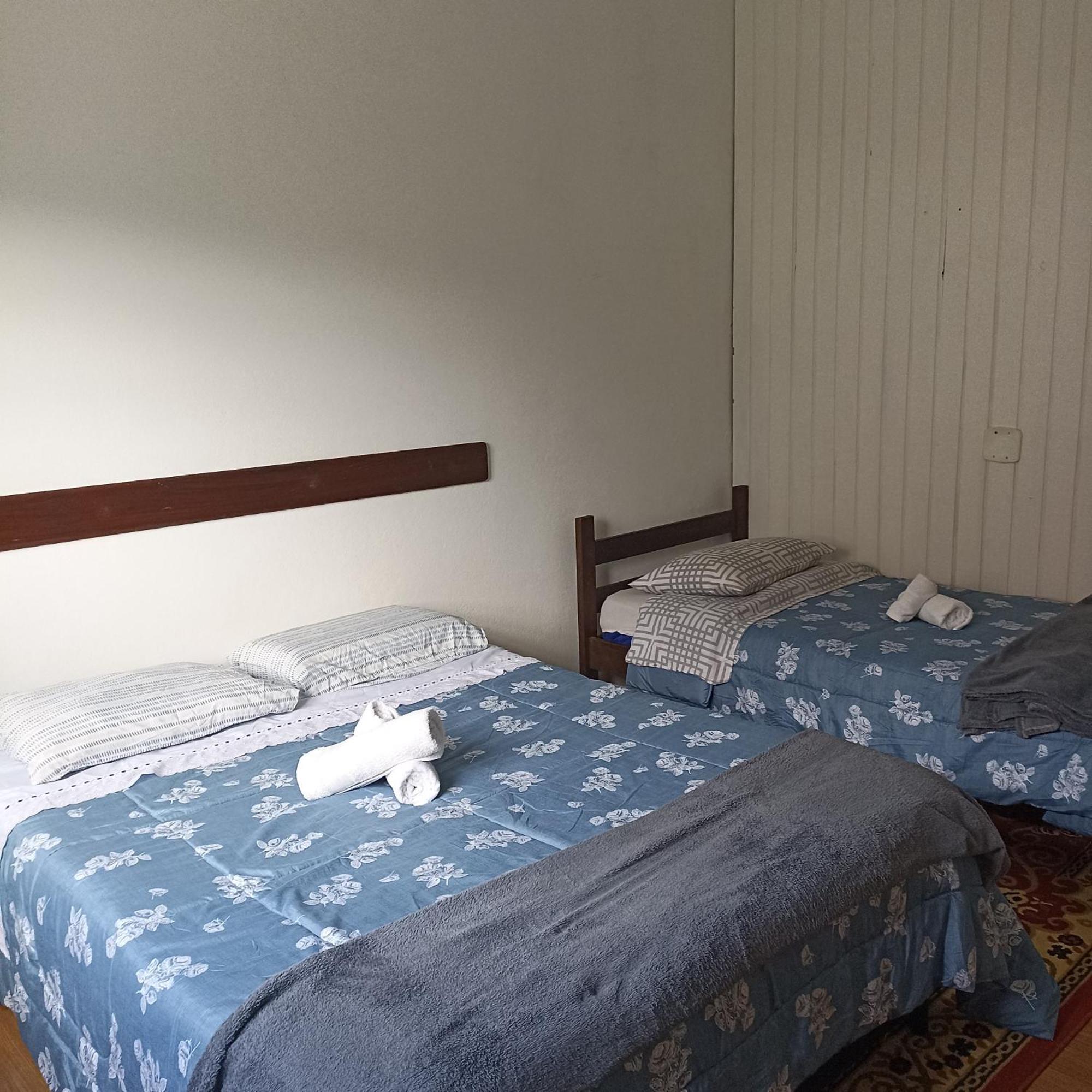 Quartos Para Hospedagem Da Casa Amarela Lägenhet Campos do Jordão Exteriör bild